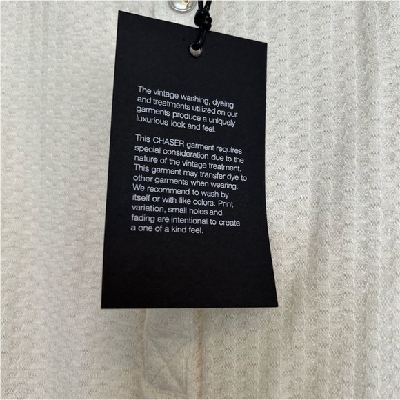 Chaser Waffle Knit Henley Style Pullover Size Medium Cream Long Sleeve Top NWT - Picture 3 of 7